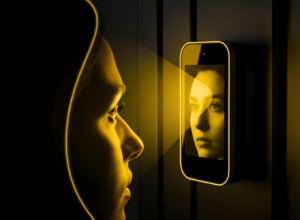 Segurança ativa: por que o reconhecimento facial VM é essencial para a sua lavanderia self-service em 2026